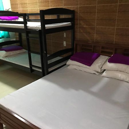 Joyful Island Hostel - Cebu City Екстер'єр фото