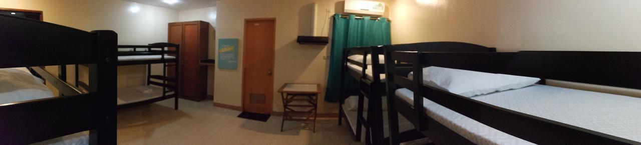Joyful Island Hostel - Cebu City Екстер'єр фото