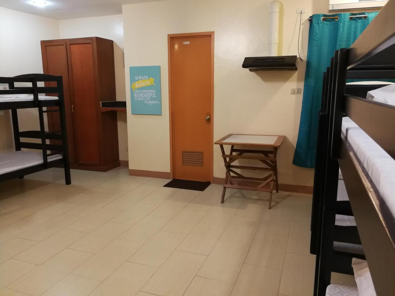 Joyful Island Hostel - Cebu City Екстер'єр фото