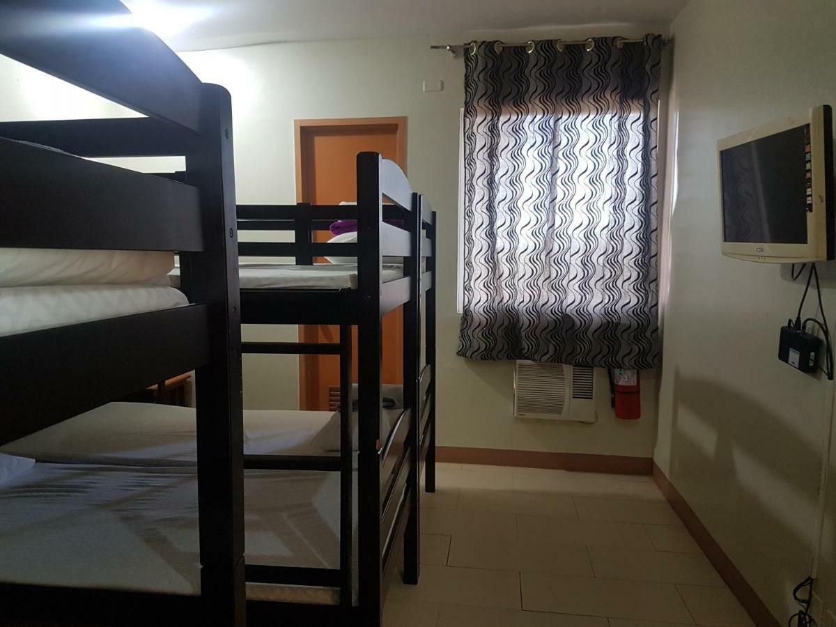 Joyful Island Hostel - Cebu City Екстер'єр фото