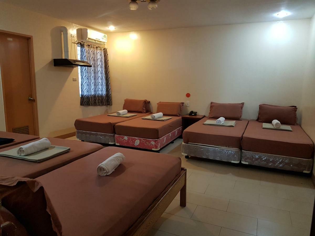 Joyful Island Hostel - Cebu City Екстер'єр фото