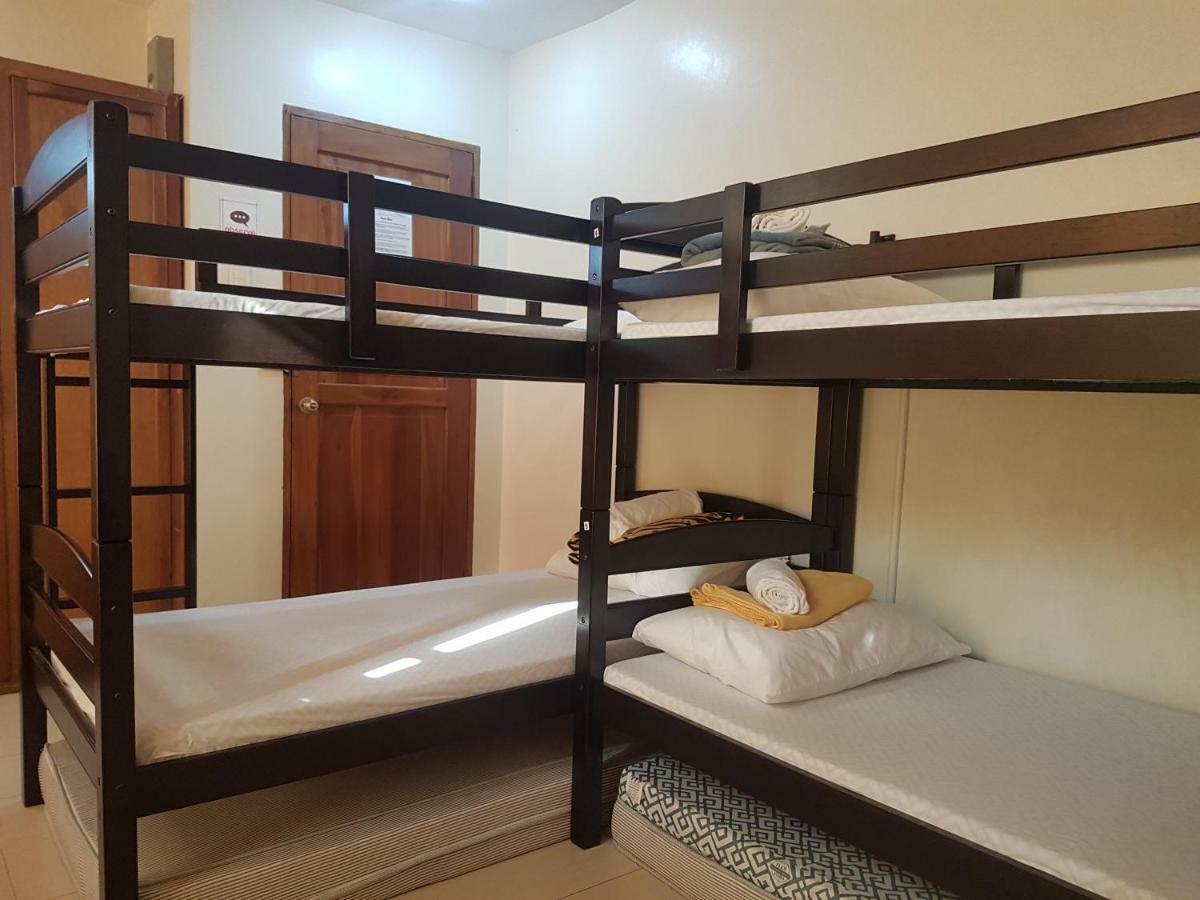 Joyful Island Hostel - Cebu City Екстер'єр фото